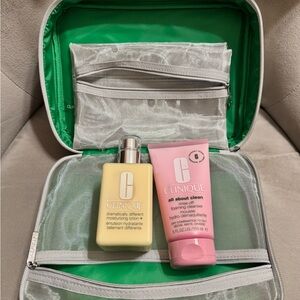 Clinique Moisturizer + Cleanser with Toiletry Bag NEW
